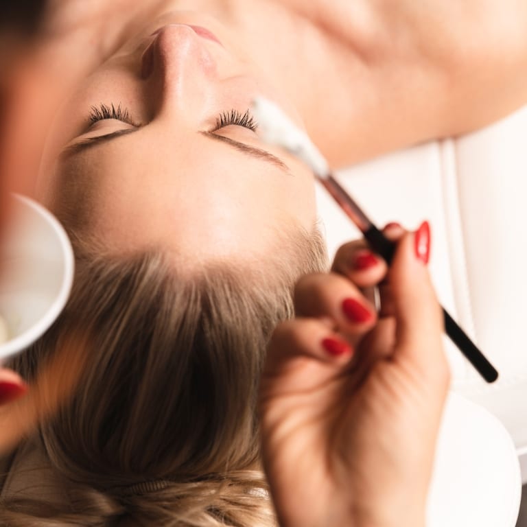 Kosmetische Behandlungen bei More Beauty in Gleisdorf und Peggau